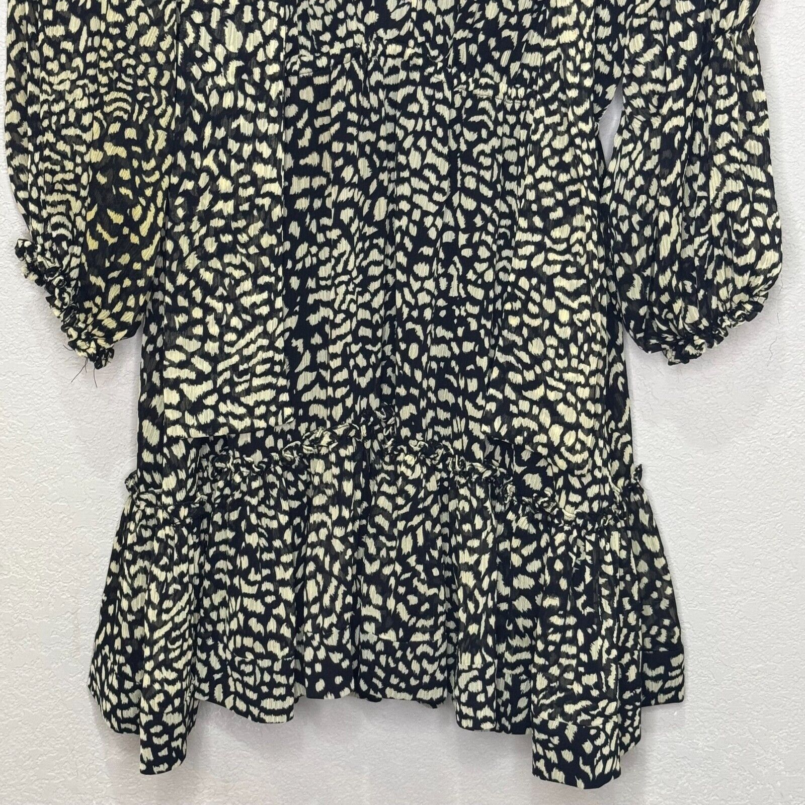 Alexis Malika Printed Georgette Mini Dress Size Medium $495 Animal Tie Neck - Flair - Style