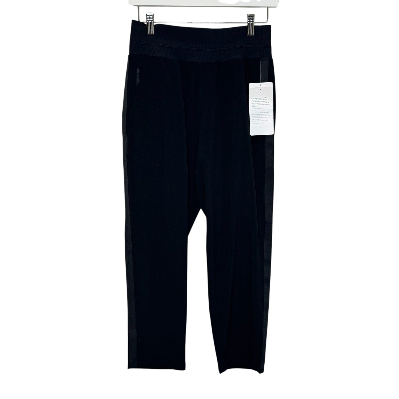 Athleta Crop Pants Size 6 Black Nolita Slim Tapered NEW - Flair - Style