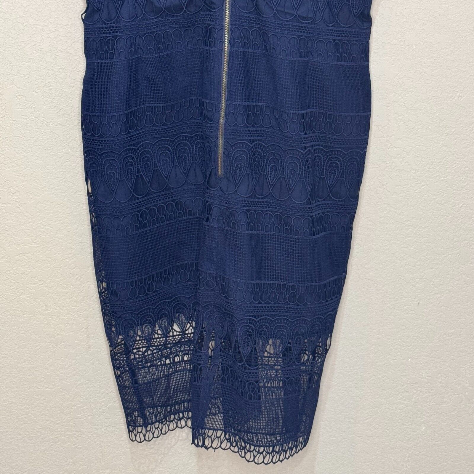 BARDOT NEW Mariana Lace Bodycon Dress Size 8 navy Blue NEW $149 - Flair - Style
