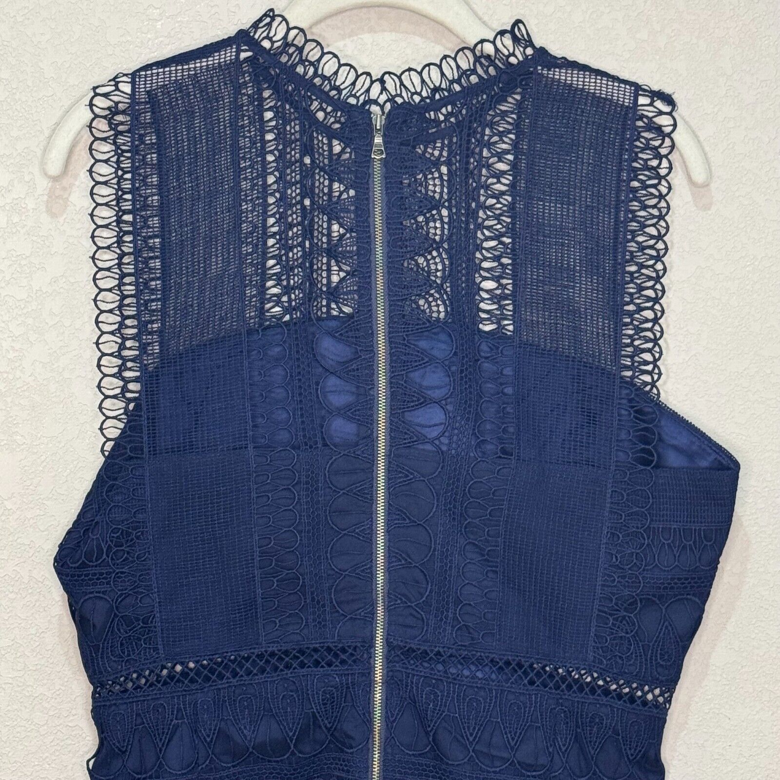 BARDOT NEW Mariana Lace Bodycon Dress Size 8 navy Blue NEW $149 - Flair - Style