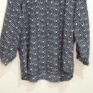 Ellie Kai Blue White Pattern Silk Long Sleeve Blouse Size 10 - Flair - Style