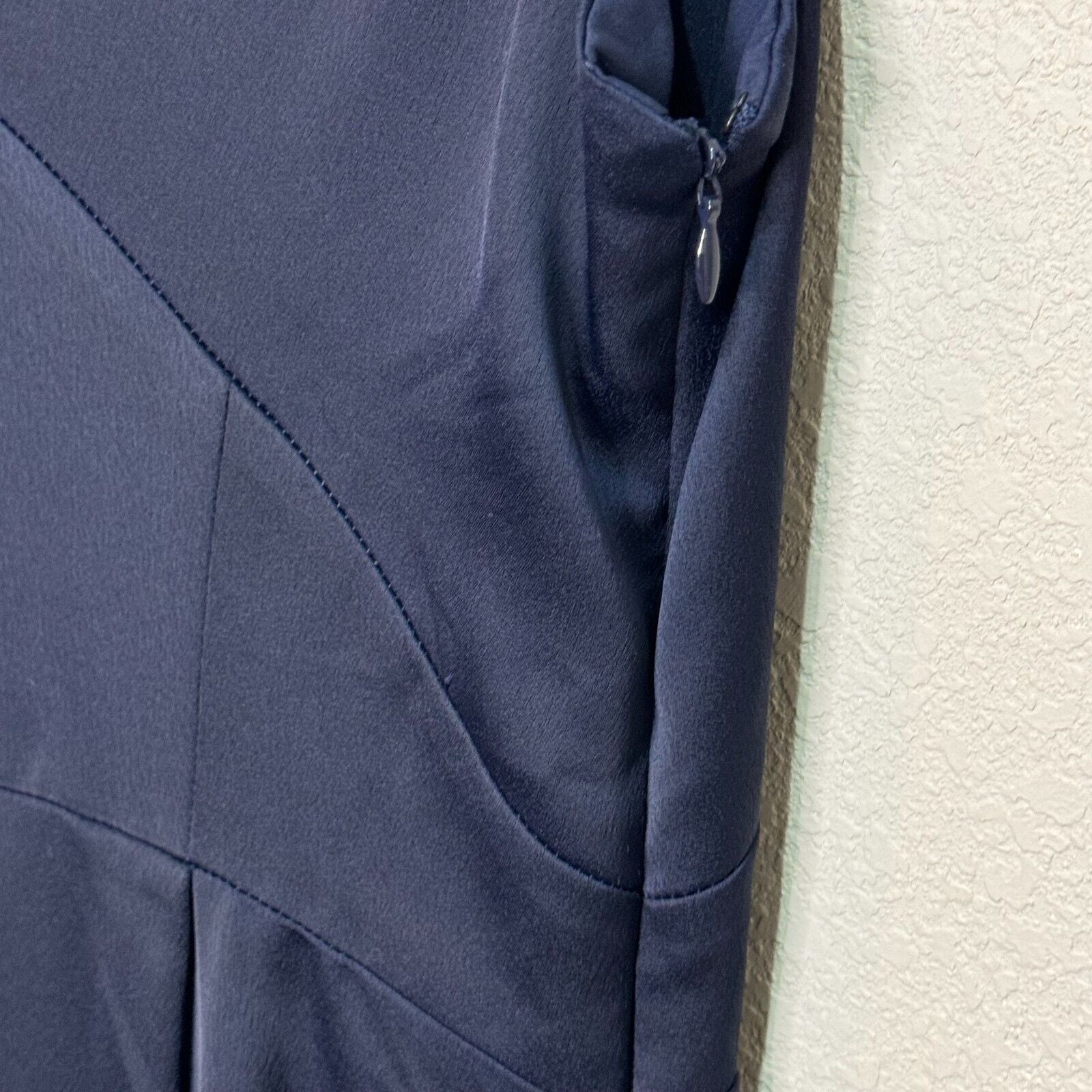Gal Meets Glam Dress Size 6 Noelle Twist Navy Blue Asymmetrical Neckline - Flair - Style