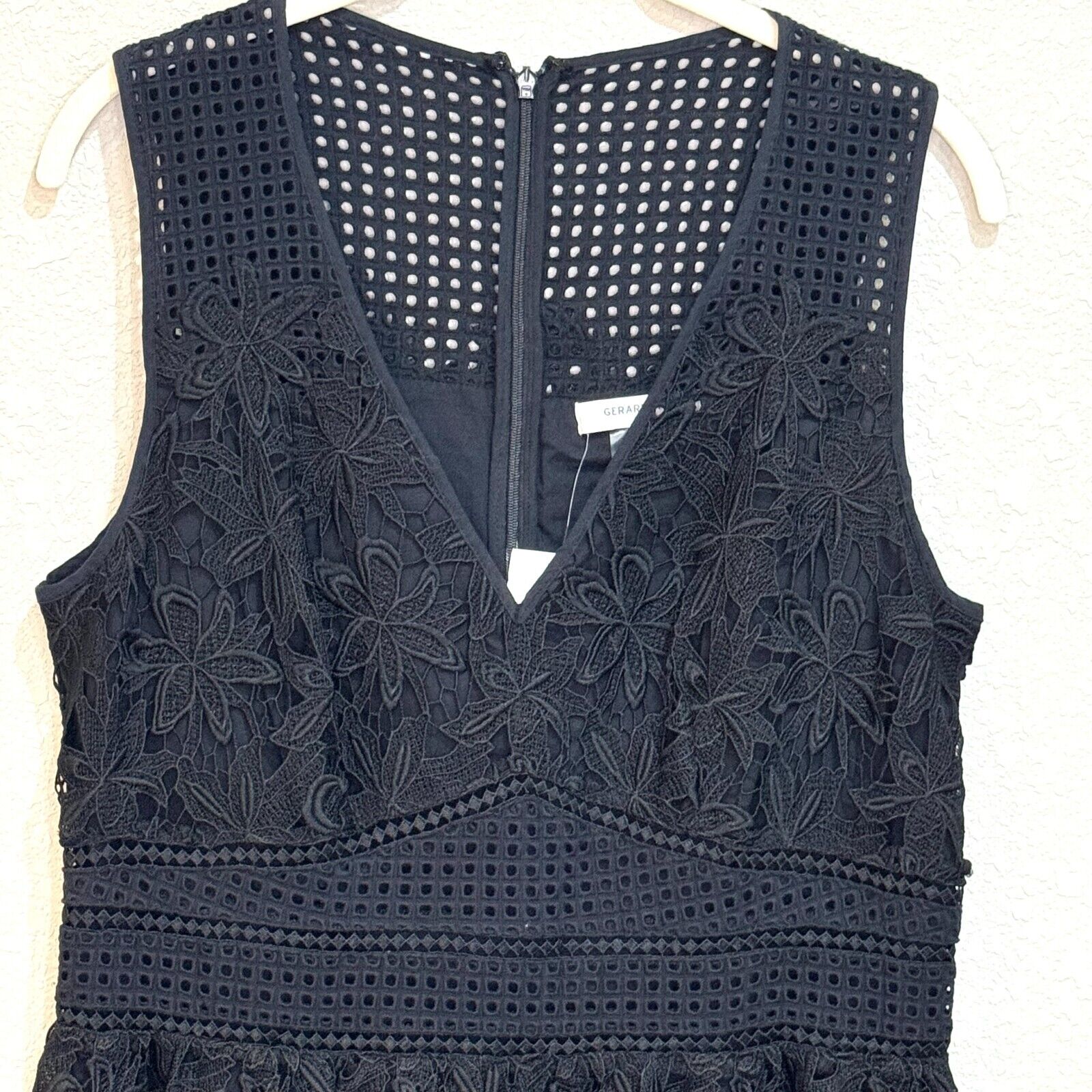 Gerard Darel Dress 40 US Size 8 Black Aurora Lace Sleeveless V - Neck NEW $410 - Flair - Style