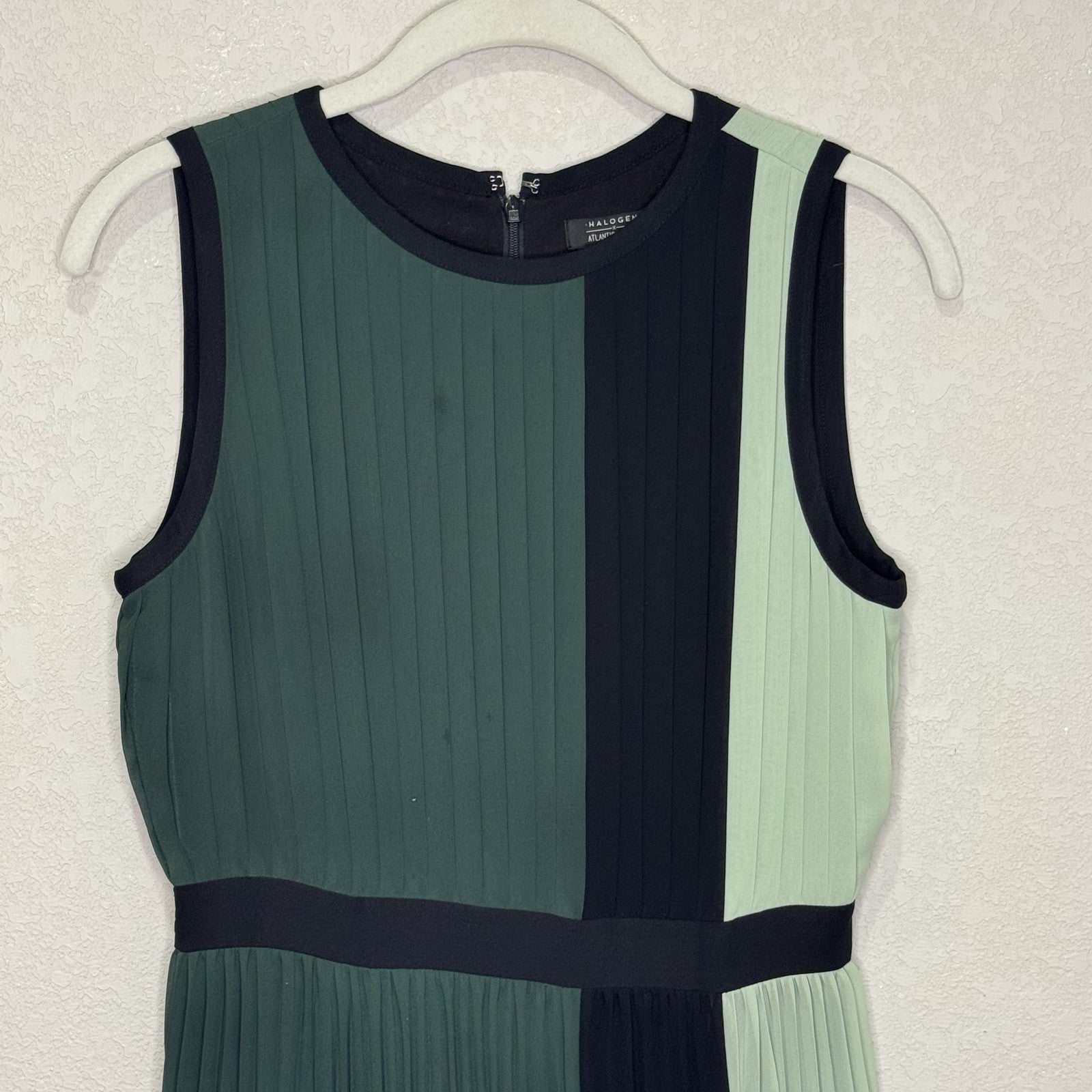 Halogen Atlantic - Pacific Dress Womens 2 Petite Black Pleated Colorblock Midi - Flair - Style