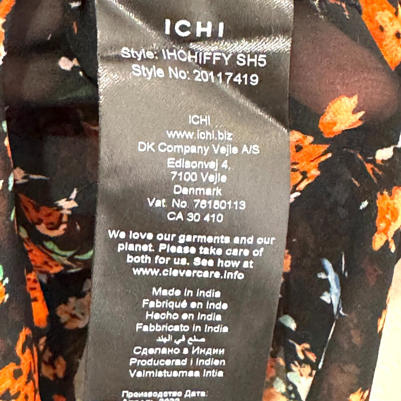 ICHI Blouse Shirt Blouse US Size Medium 38 Floral Garden Print - Flair - Style