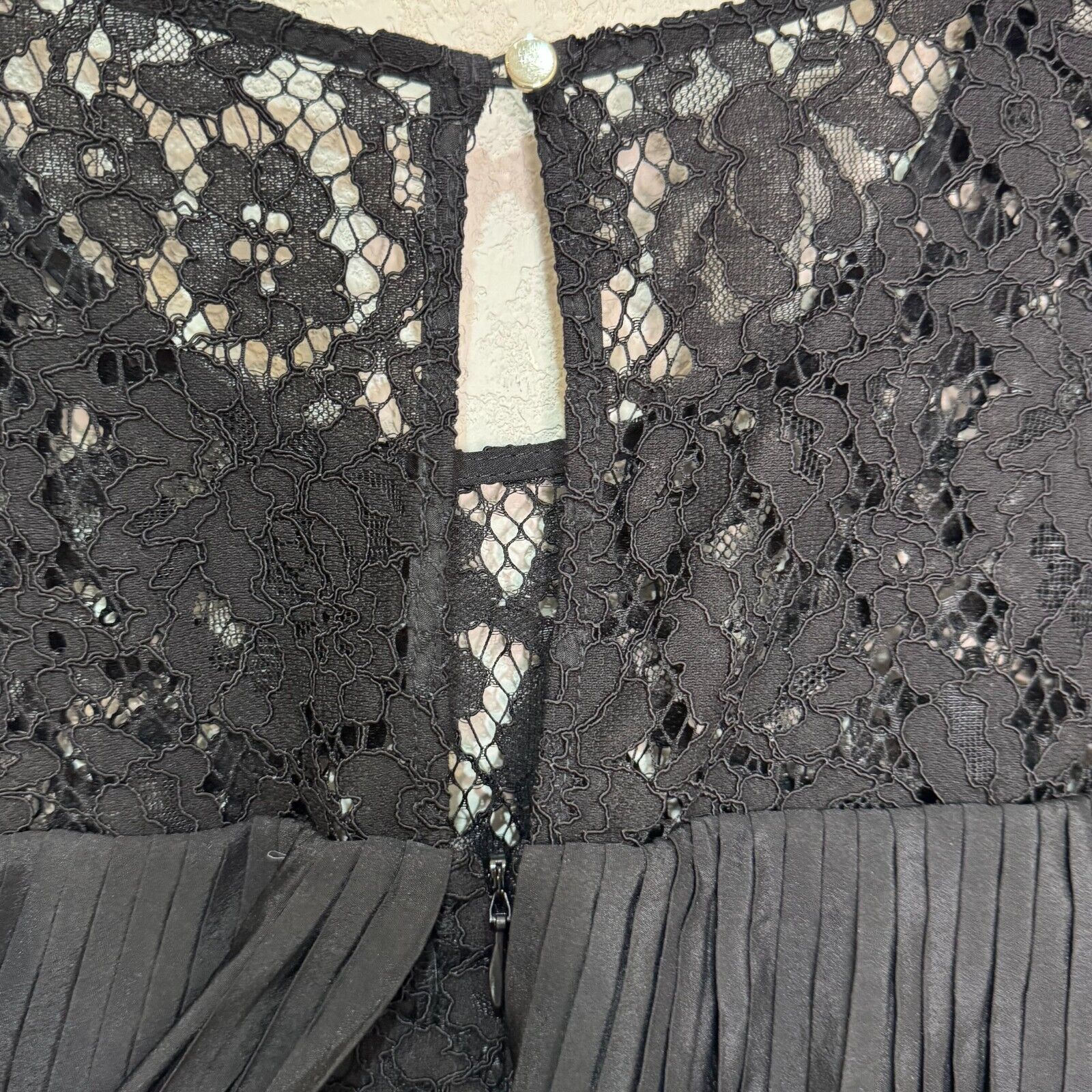 J. Crew Top Size 00 Black Pleated Lace Top NEW $98 Body is Lined - Flair - Style