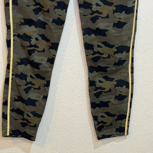 L’AGENCE Jeans Size 29 Green Camo Margot High Rise Ankle Skinny with Gold Trim - Flair - Style
