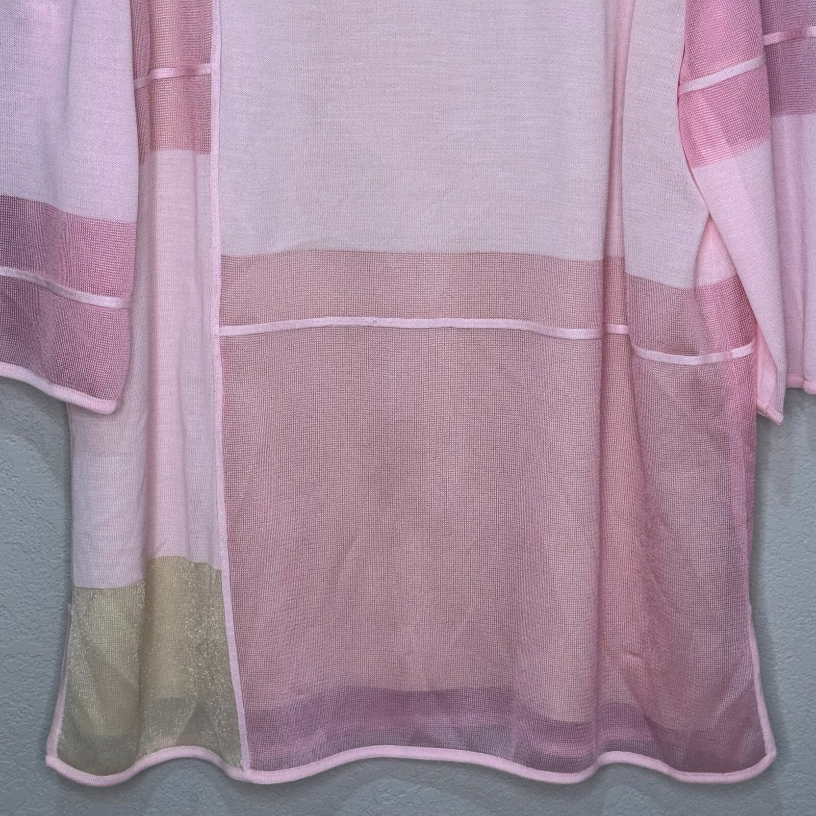 MISOOK Sweater Size Large Pink Sparkle Colorblock 3/4 Sleeve Lined - Flair - Style