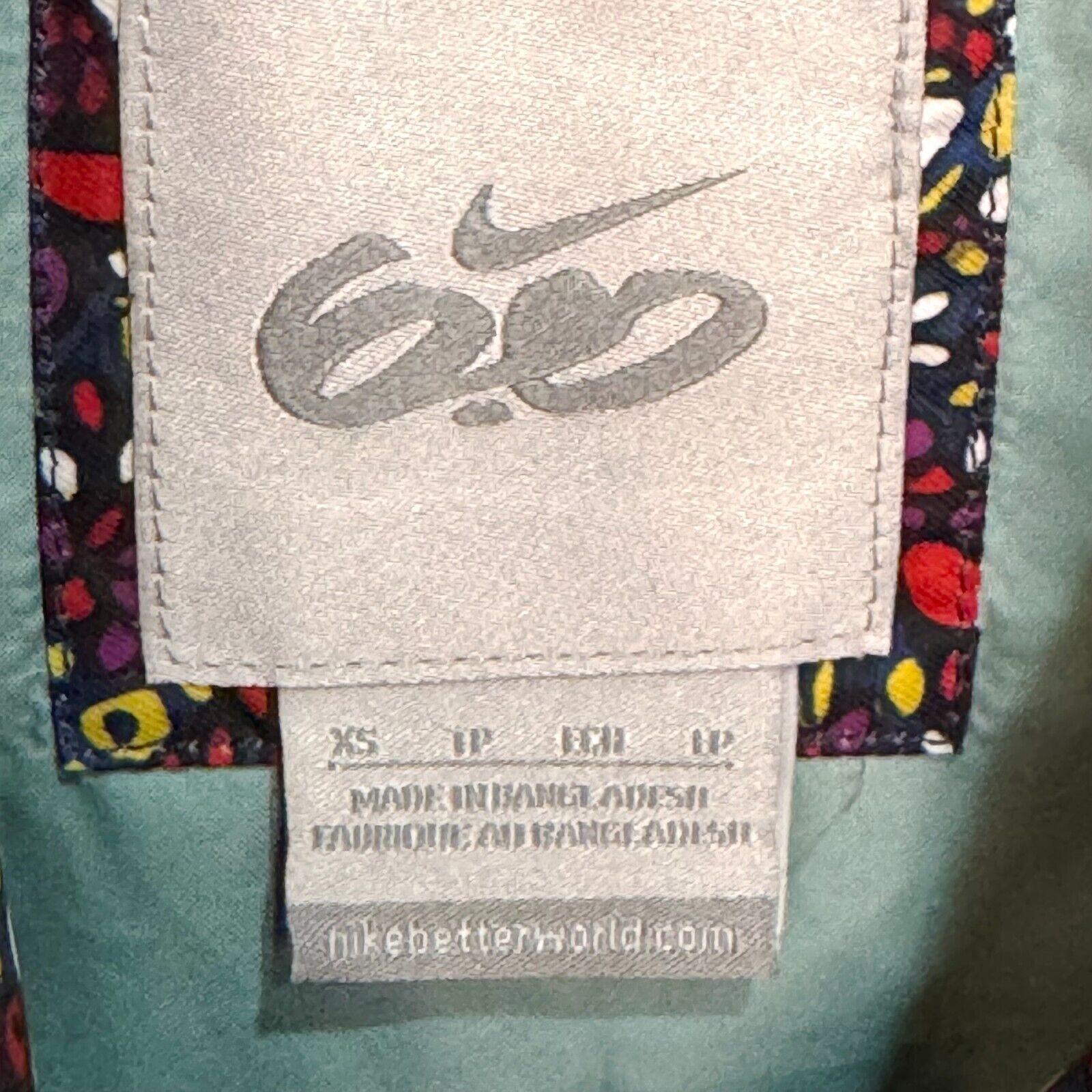 Nike Womens Puffer Vest Size XS Floral Ski 6.0 - Flair - Style