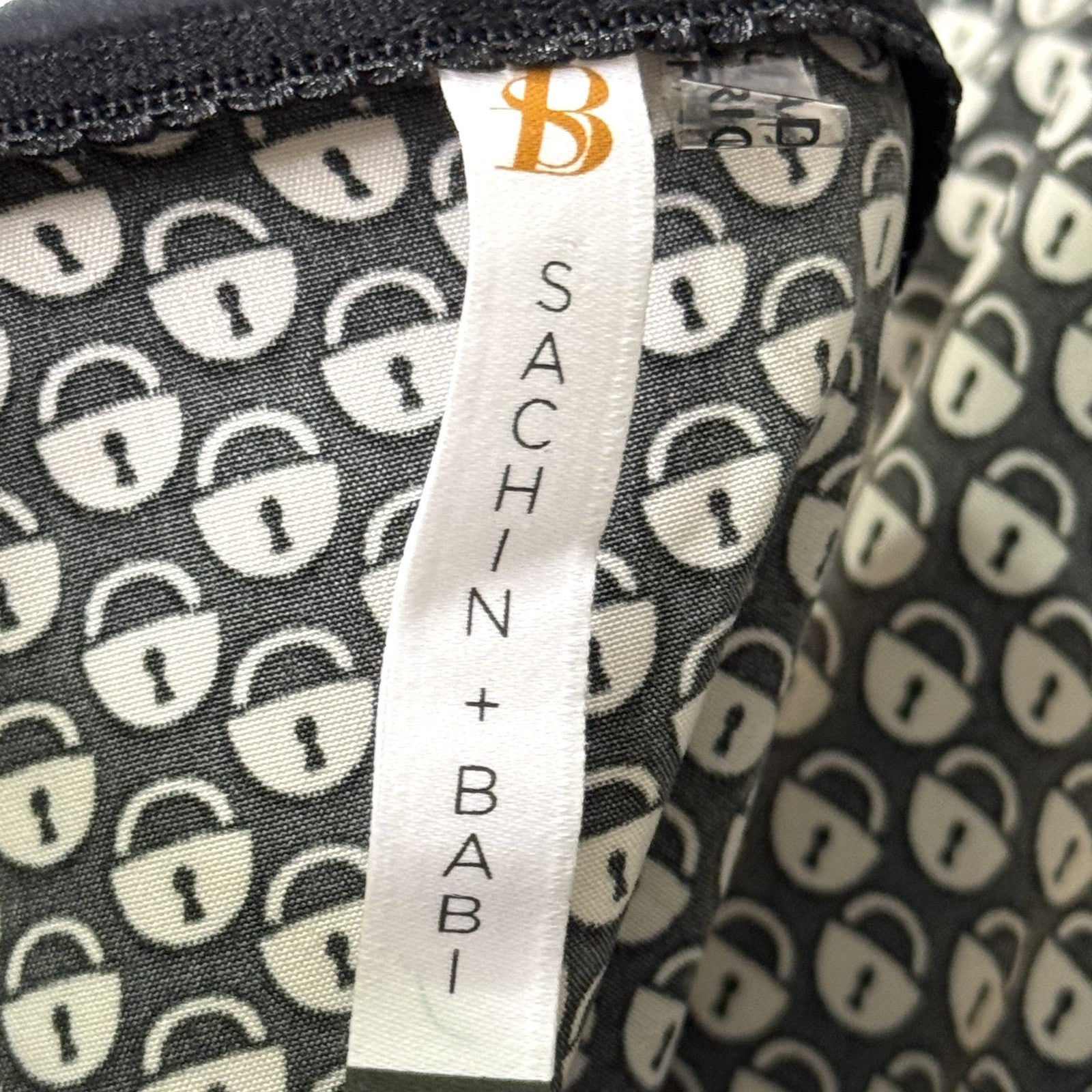 Sachin + Babi Halter Top Womens Medium Black White Lock Print Green Suede Trim - Flair - Style