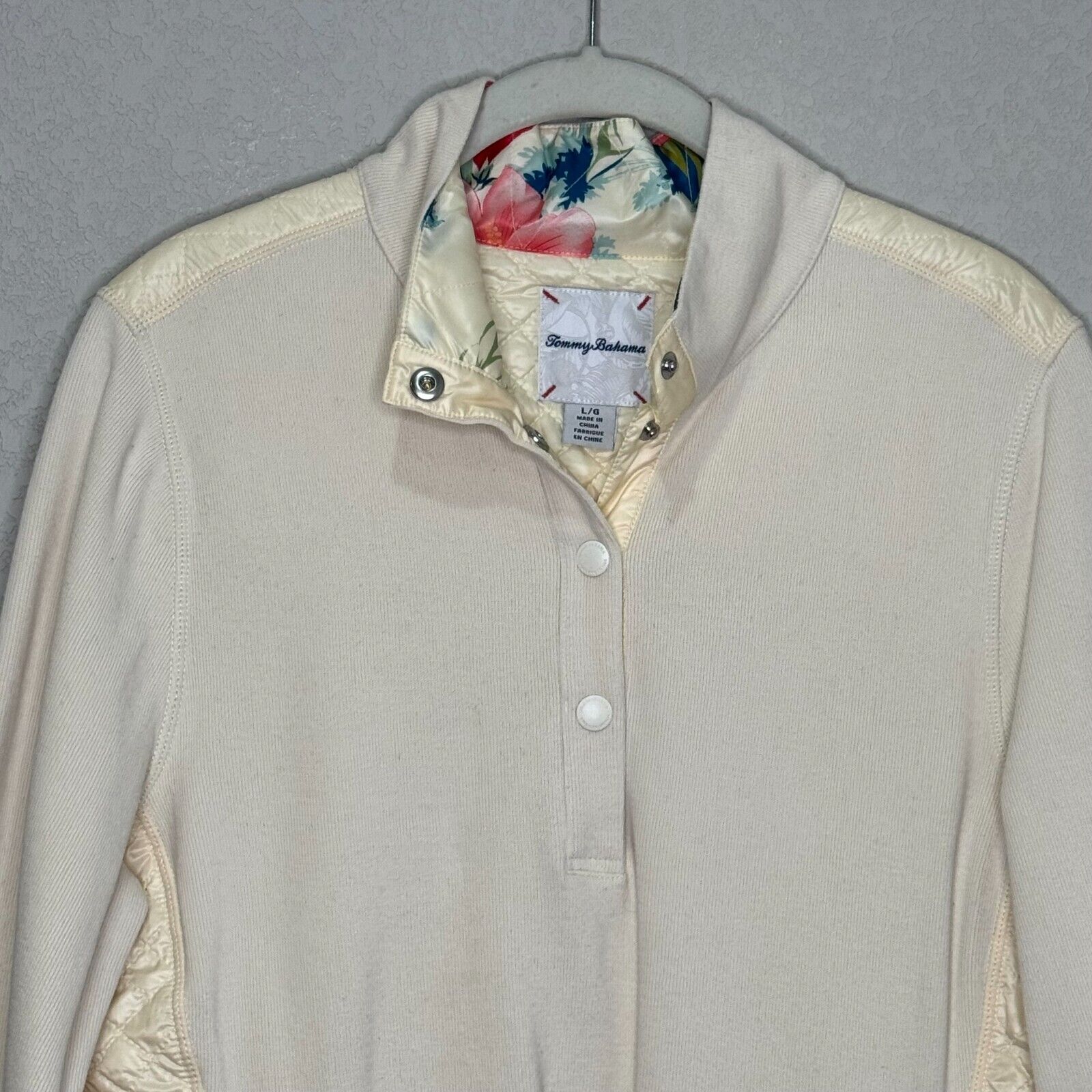 Tommy Bahama Sweatshirt Pullover Size Large Ivory Aruba Quilted Half Snap Knit - Flair - Style
