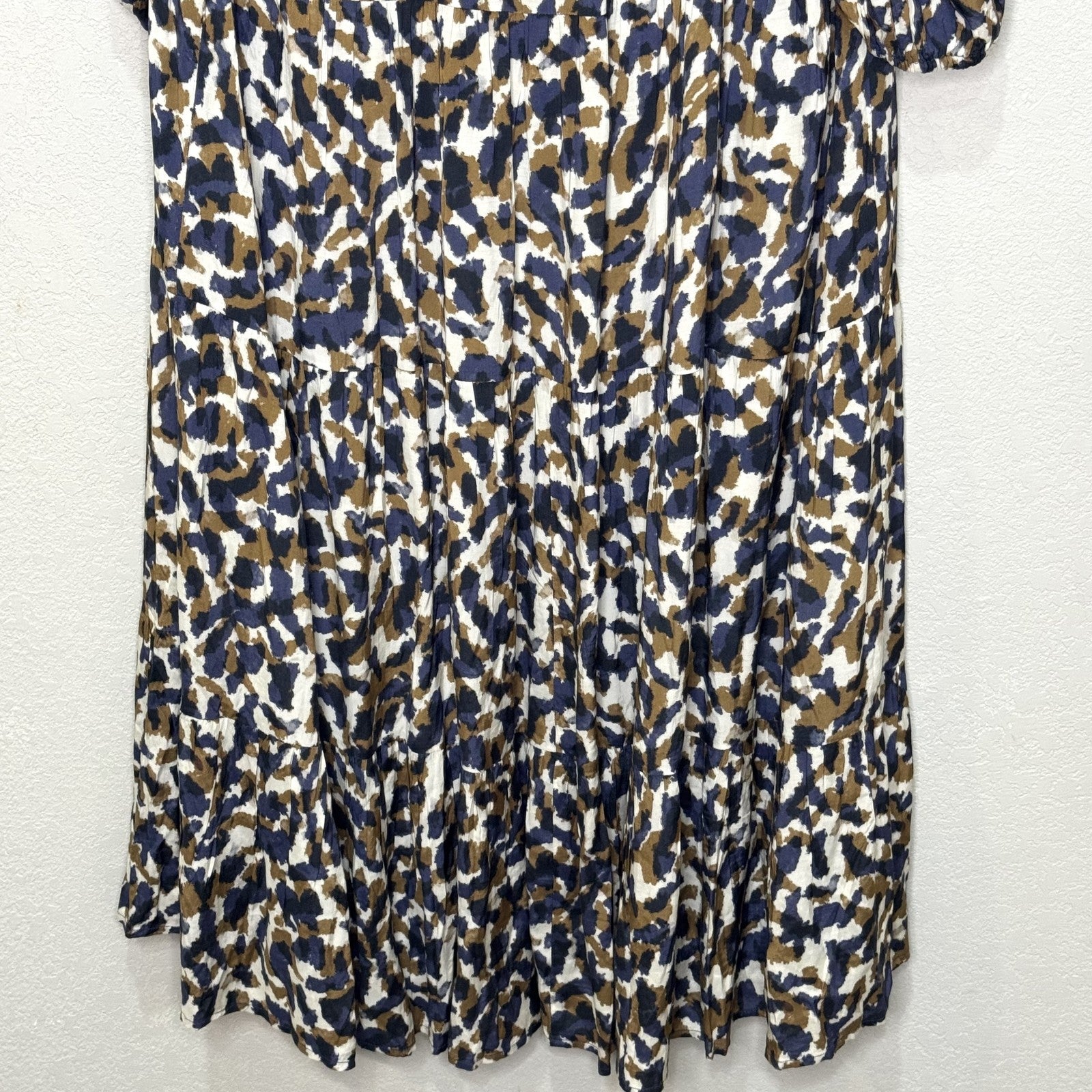 Velvet by Graham & Spencer Dress Womens Small Smudge Print Tiered Boho - Flair - Style