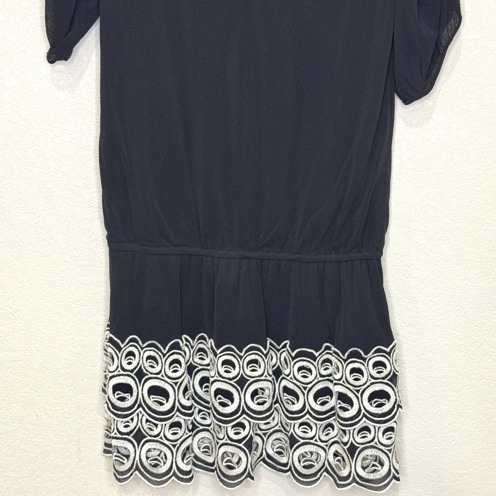 VTG Vivienne Tam Dress Y2K Petite Embroidered Zipper Trim Neckline Size 2 - Flair - Style