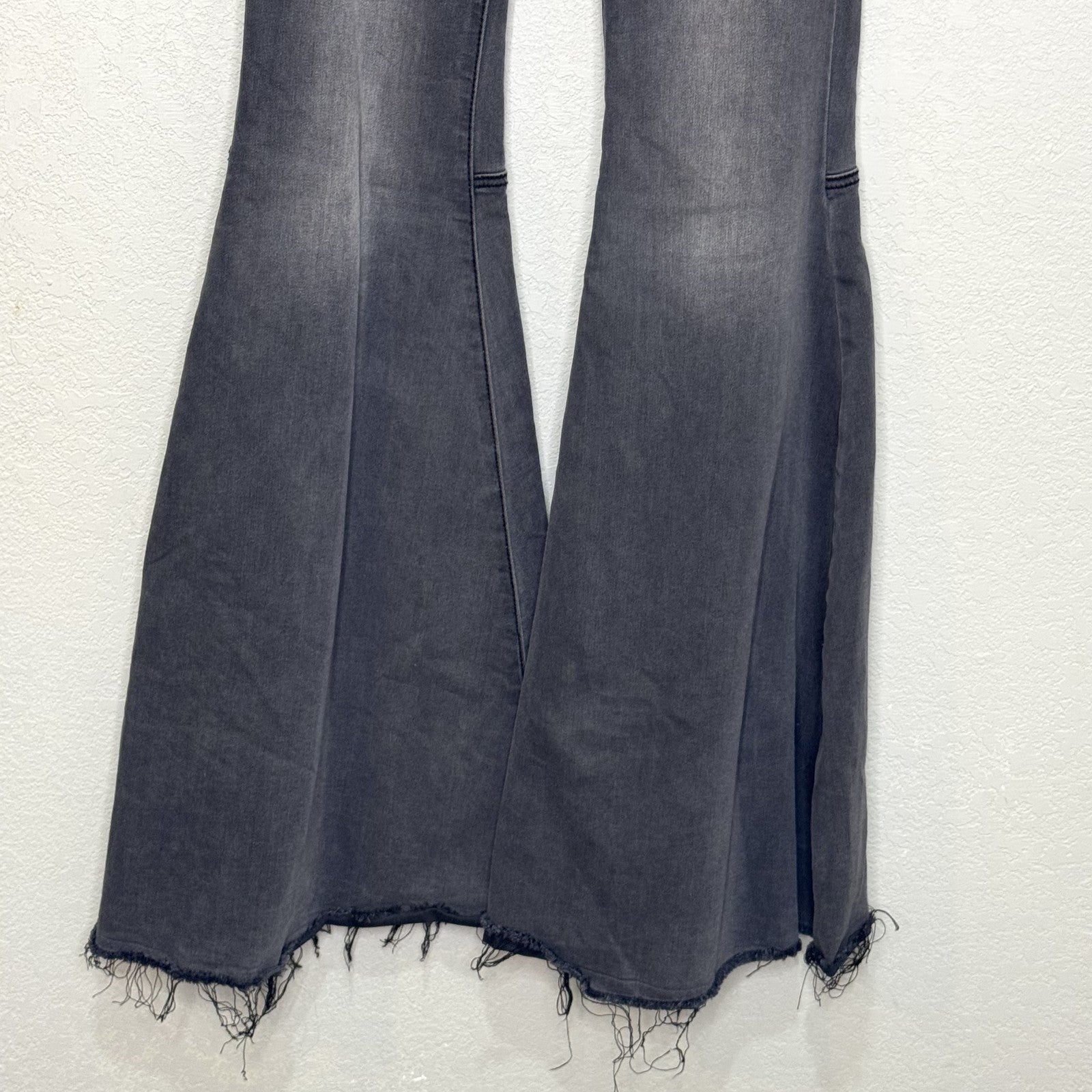 We The Free Jeans | Size 26 | Black Just Float On - Flair - Style