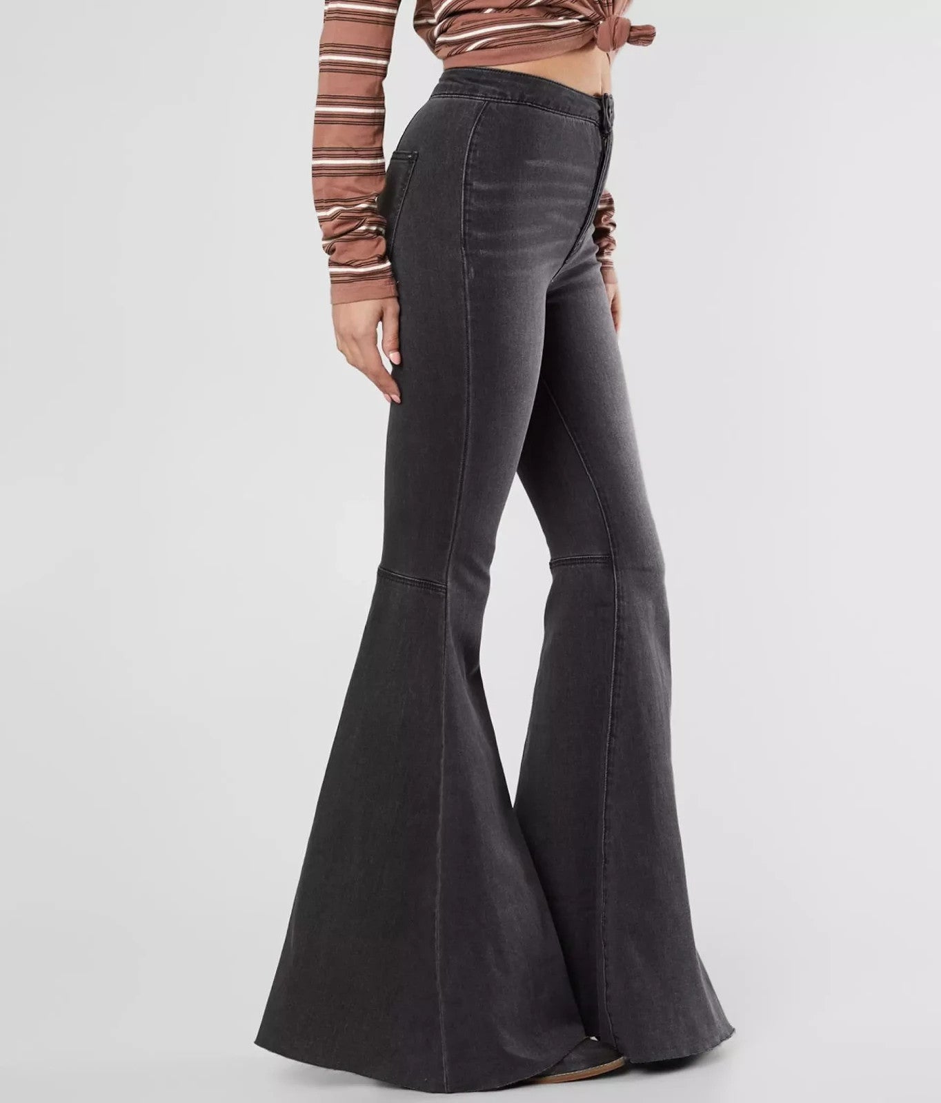 We The Free Jeans | Size 26 | Black Just Float On - Flair - Style