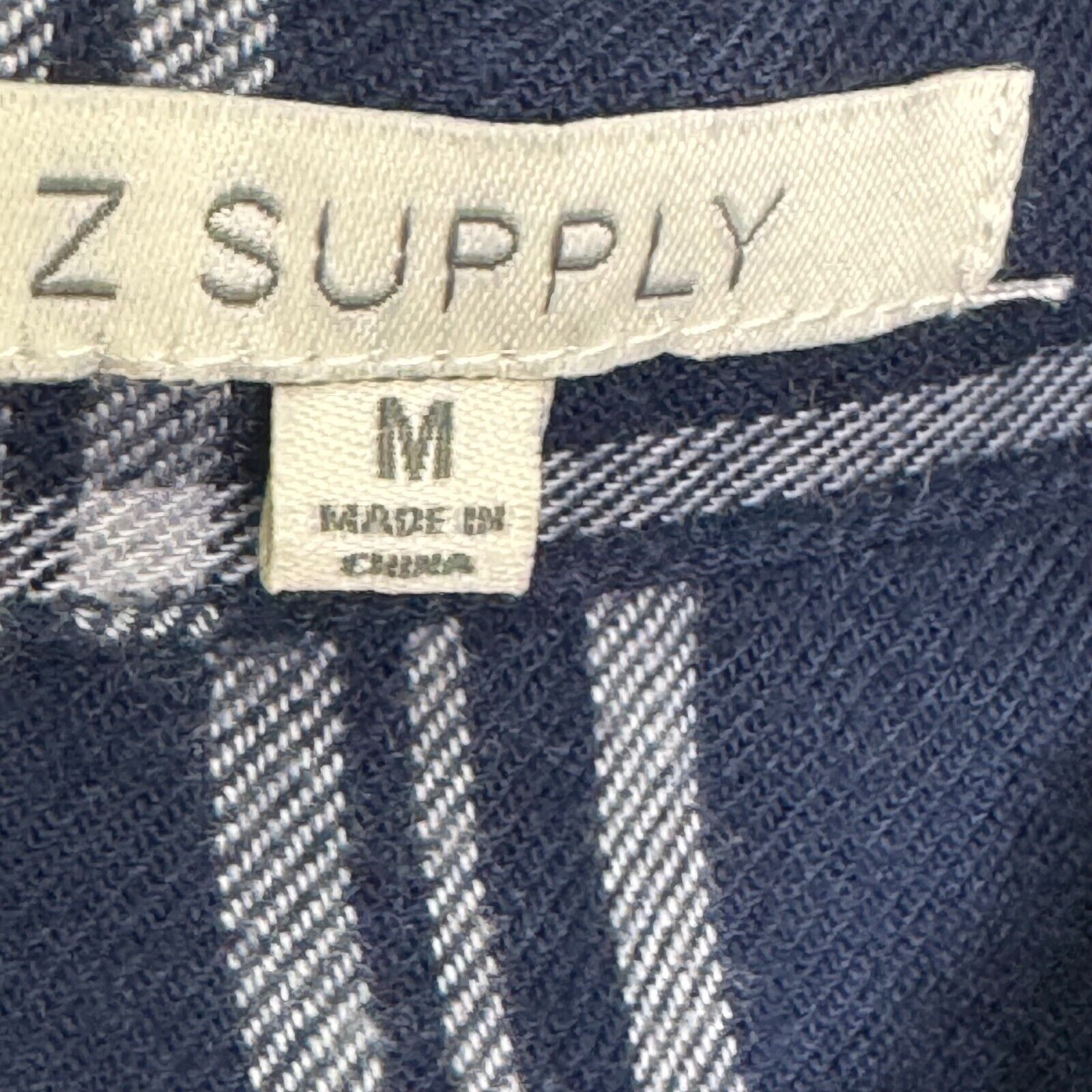Z Supply Shirt Size Medium Clio Blue Plaid Flannel Button Up - Flair - Style